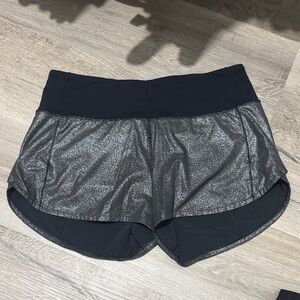 lululemon speed up mid rise shorts